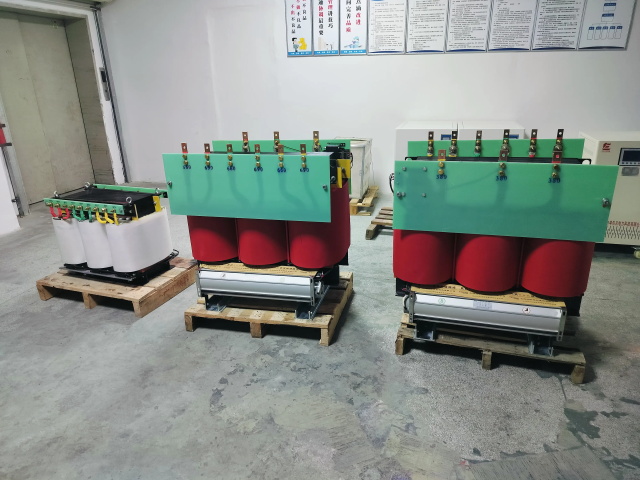 靖边KS11-1000KVA矿用变压器